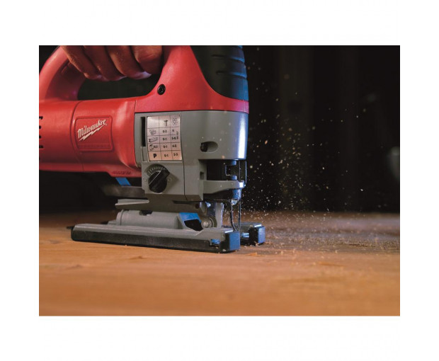 Прободен трион Milwaukee, JSPE135TX