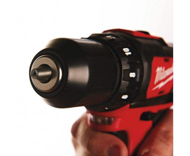 Акумулаторен винтоверт Milwaukee, M12BDD-202C