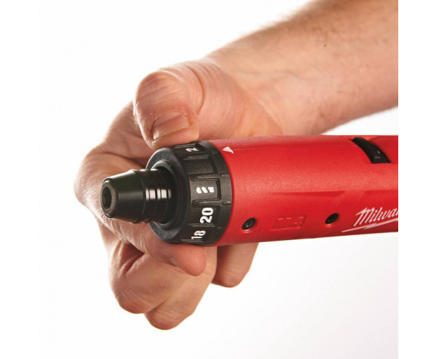 Акумулаторна отвертка Milwaukee, M4D-202B