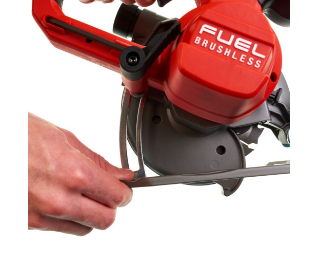 Акумулаторен ръчен циркуляр Milwaukee, M12CCS44-0