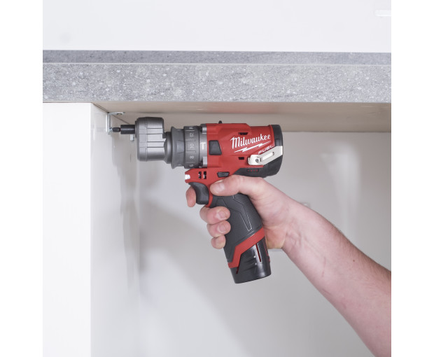 Акумулаторен ударен винтоверт с приставки Milwaukee, M12FPDXKIT-202X