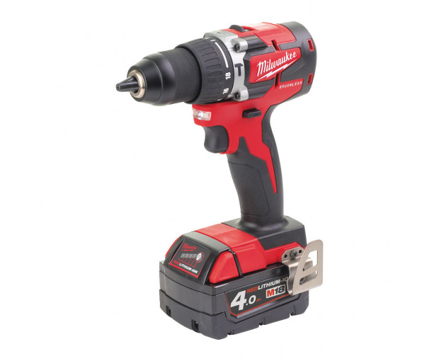 Акумулаторен ударен винтоверт Milwaukee, M18CBLPD-402C