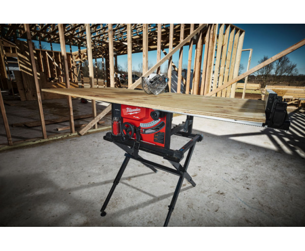 Акумулаторен настолен циркуляр Milwaukee, M18FTS210-121B