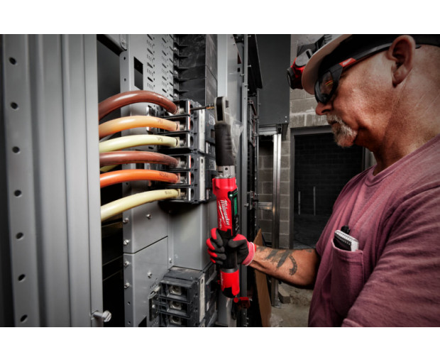 Акумулаторен динамометричен ключ Milwaukee, M12ONEFTR38-0C