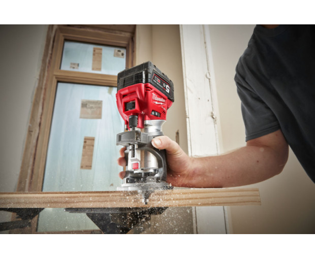 Акумулаторна челна фреза Milwaukee, M18FTR-0X