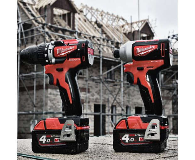 Комплект машини Milwaukee M18CBLPP2A-402C