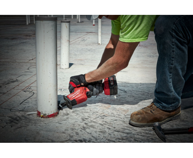 Акумулаторен саблен трион Milwaukee, M18FHZ-502X
