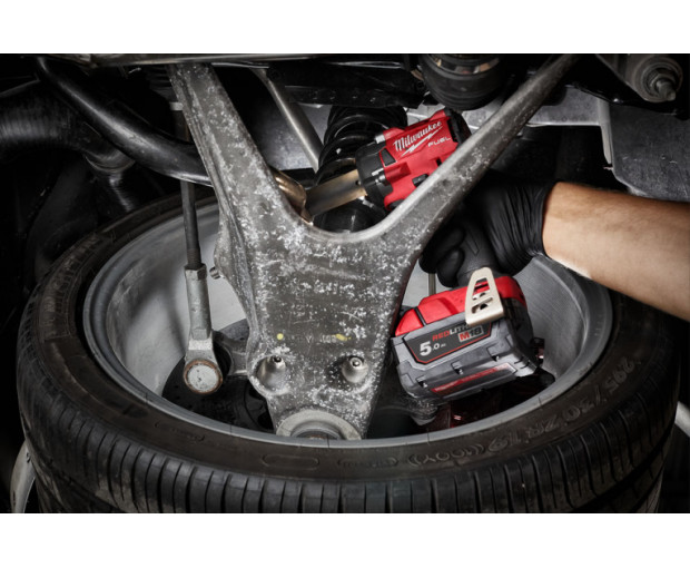 Акумулаторен гайковерт Milwaukee, M18FIW2F12-502X