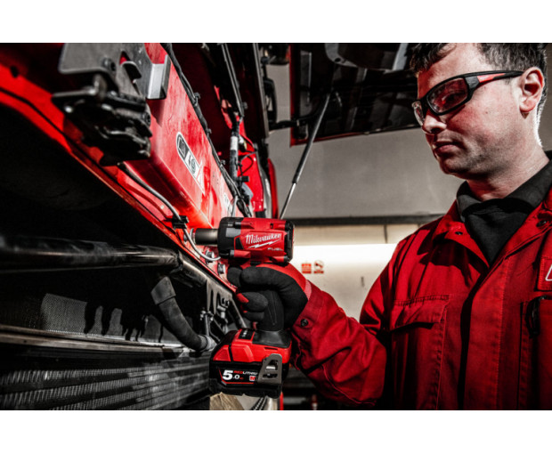 Акумулаторен гайковерт Milwaukee, M18FIW2F12-0X
