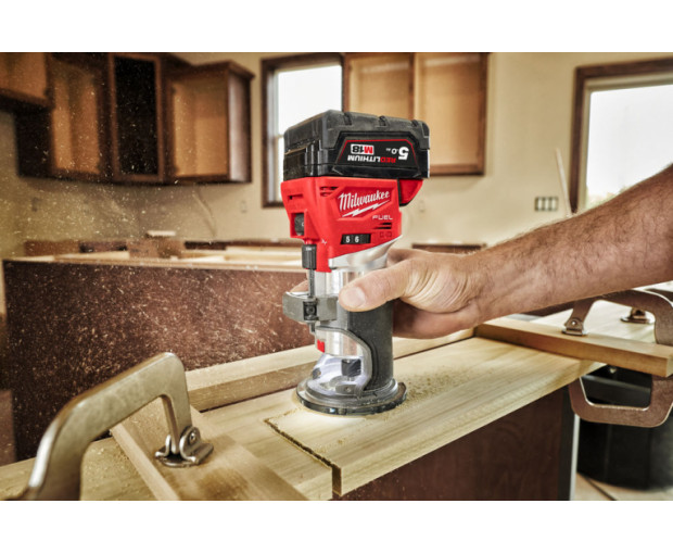 Акумулаторна оберфреза MILWAUKEE M18FTR8-0X, 18 V, 4933479073