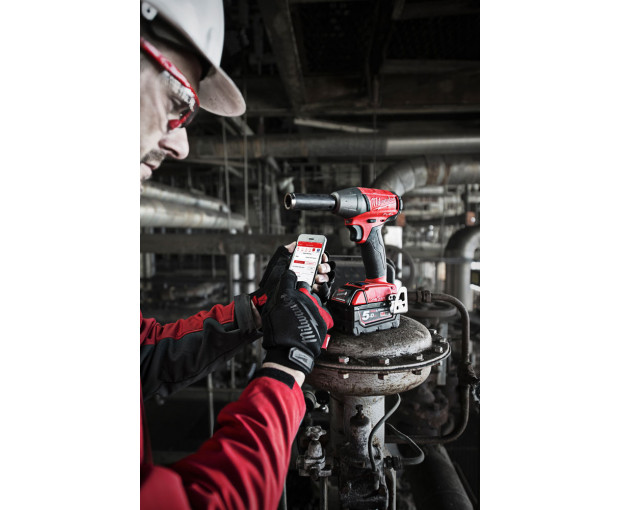 Акумулаторен ударен гайковерт MILWAUKEE M18ONEIWF12-502X, 4933451153