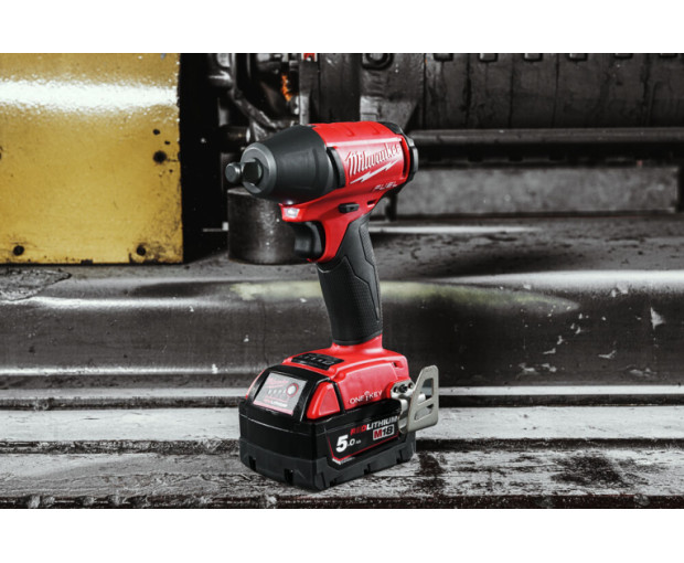 Акумулаторен ударен гайковерт MILWAUKEE M18ONEIWF12-502X, 4933451153