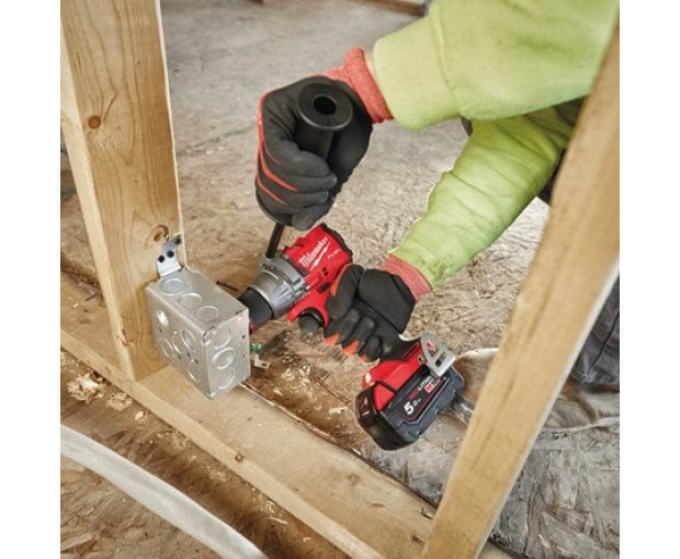 Комплект акумулаторни машини Milwaukee M18FPP2G3-524X