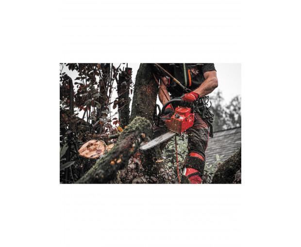 Акумулаторен верижен трион 30 см Milwaukee M18FTHCHS30-802