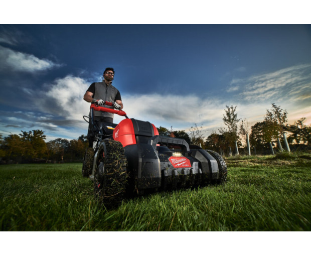 Самоходна акумулаторна косачка MILWAUKEE M18 F2LM46-802, 4933492011