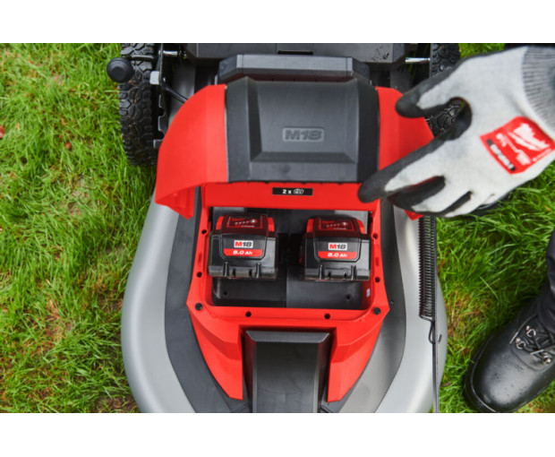 Самоходна акумулаторна косачка MILWAUKEE M18 F2LM46-802, 4933492011