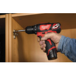 Акумулаторен винтоверт Milwaukee, M12BDD-202C