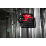 Линеен лазерен нивелир в 4 равнини, зелен Milwaukee M12CLL4P-0C, 4933479202
