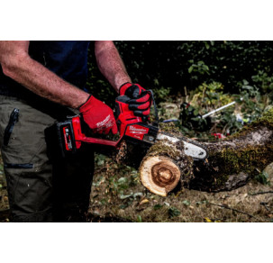 Акумулаторен подрязващ трион 20 cm Milwaukee M18FHS20-552